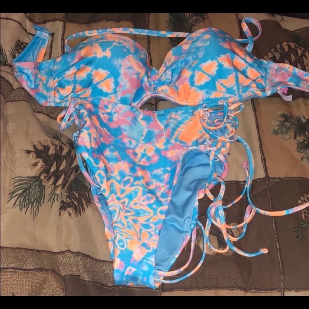 Never worn Victoria Secret Bikini